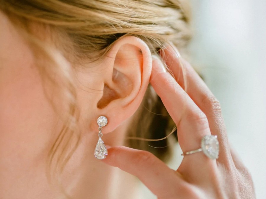 Windsor Bridal Alice - Stunning Swarovski Crystal Bridal Earrings Silver