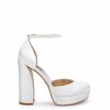 Badgley Mischka Felixa - Closed Toe Platform Heel With Pearl Ankle Strap - Soft White White