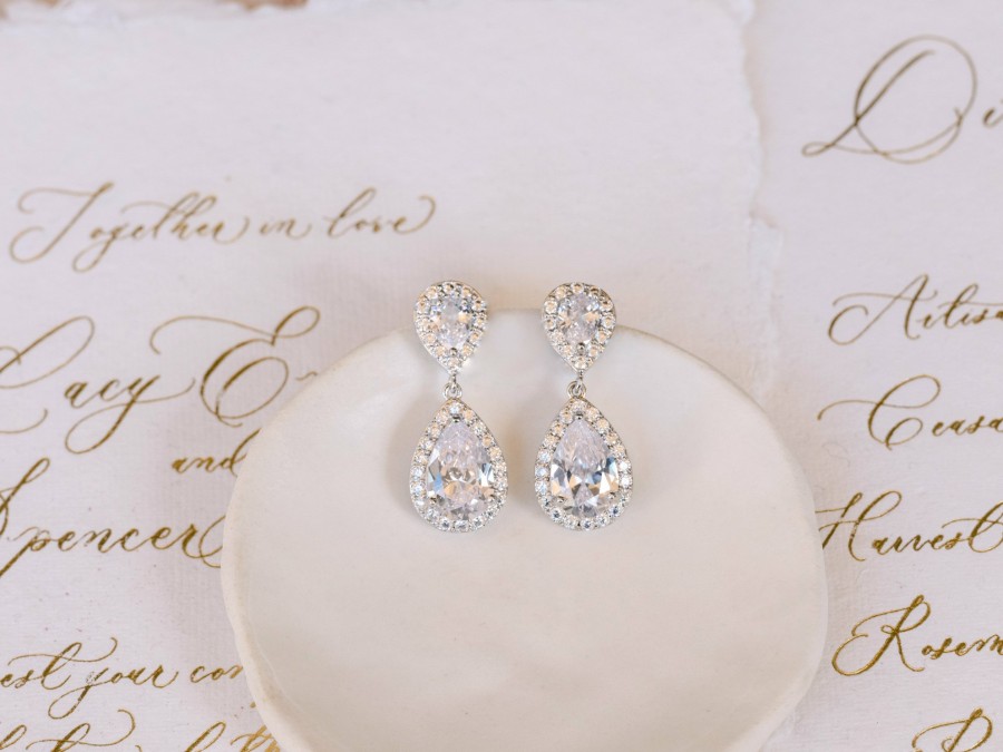 The White Collection Sophie - Classic Teardrop Bridal Earrings Rose Gold