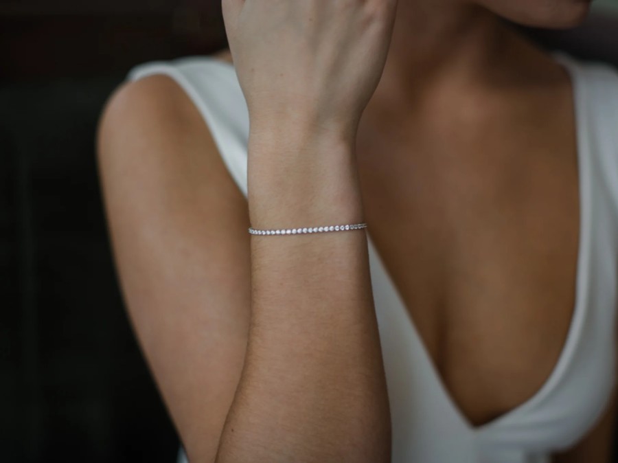 The White Collection Abbie - Delicate Bridal Tennis Bracelet Rose Gold