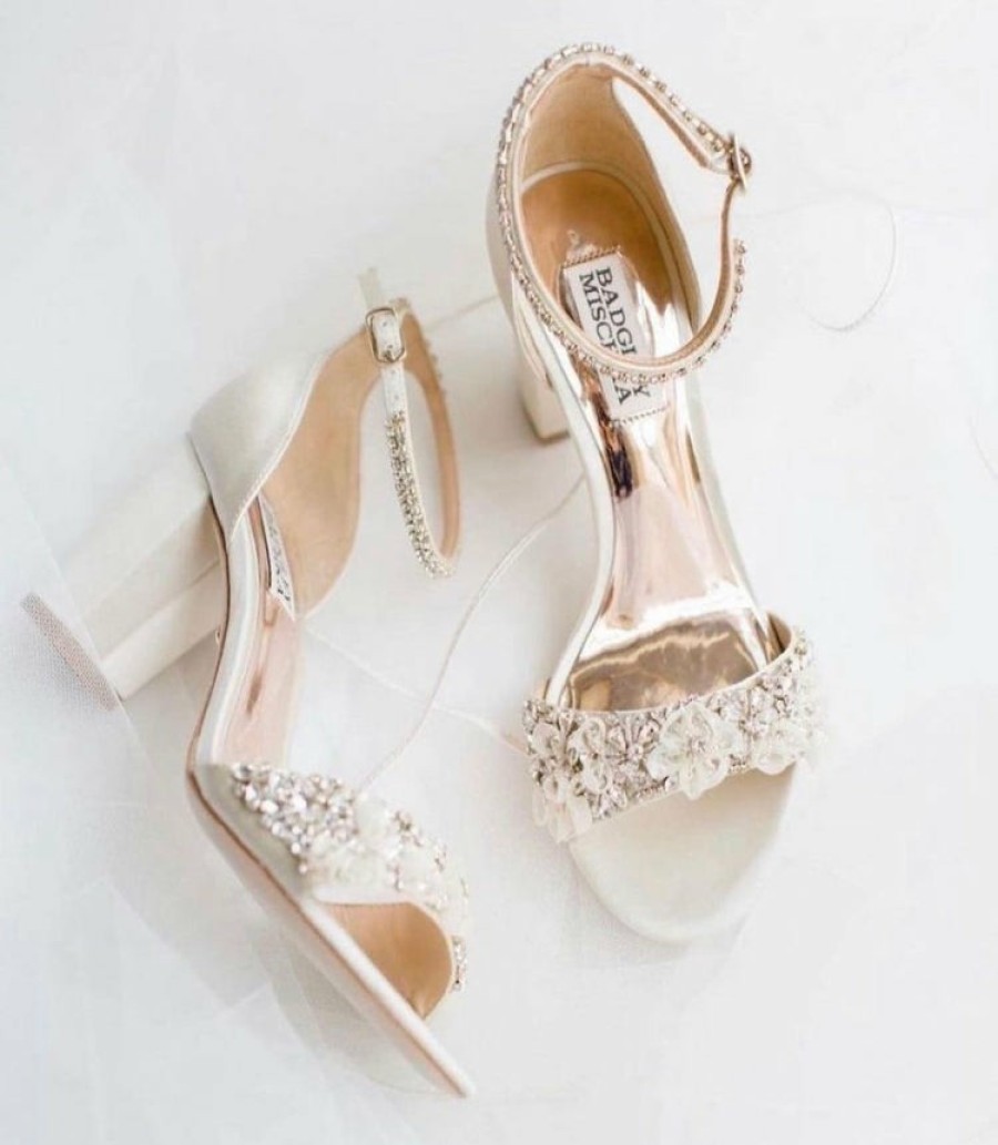 Badgley Mischka Finesse - Ivory Ivory